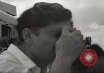 Immagine di Religiosa ebraica in pellegrinaggio a Gerusalemme dopo la guerra dei sei giorni Gerusalemme Palestina, 1967, secondo 36 filmato di repertorio 65675063952