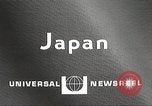 Immagine di Bambini giapponesi nuotare Tokyo Giappone, 1967, secondo 3 filmato di repertorio 65675063956