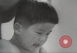 Immagine di Bambini giapponesi nuotare Tokyo Giappone, 1967, secondo 9 filmato di repertorio 65675063956