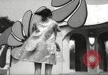 Immagine di Giovani adolescenti New York City USA, 1967, secondo 10 filmato di repertorio 65675063957