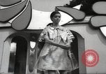 Immagine di Giovani adolescenti New York City USA, 1967, secondo 12 filmato di repertorio 65675063957