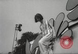 Immagine di Giovani adolescenti New York City USA, 1967, secondo 18 filmato di repertorio 65675063957
