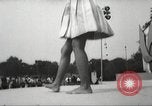 Immagine di Giovani adolescenti New York City USA, 1967, secondo 32 filmato di repertorio 65675063957