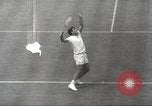 Immagine di Charlie Pasarell Regno Unito, 1967, secondo 7 filmato di repertorio 65675063958