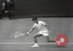 Immagine di Charlie Pasarell Regno Unito, 1967, secondo 12 filmato di repertorio 65675063958