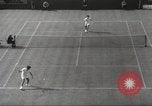 Immagine di Charlie Pasarell Regno Unito, 1967, secondo 27 filmato di repertorio 65675063958