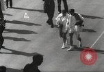 Immagine di Charlie Pasarell Regno Unito, 1967, secondo 57 filmato di repertorio 65675063958