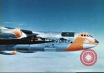 Immagine di X-15 primo volo non alimentato California United States USA, 1959, secondo 17 filmato di repertorio 65675063965