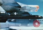 Immagine di X-15 primo volo non alimentato California United States USA, 1959, secondo 18 filmato di repertorio 65675063965