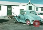 Standbild Frank Everest California United States USA, 1956, aus Sekunde 26 historischem Filmmaterial Videoclip 65675063972