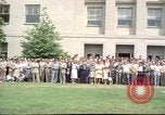Standbild rocket Riemen Jet Pack Testflug am Pentagon Arlington Virginia USA, 1961, aus Sekunde 22 historischem Filmmaterial Videoclip 65675063979