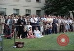 Standbild rocket Riemen Jet Pack Testflug am Pentagon Arlington Virginia USA, 1961, aus Sekunde 32 historischem Filmmaterial Videoclip 65675063979
