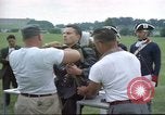 Standbild rocket Riemen Jet Pack Testflug am Pentagon Arlington Virginia USA, 1961, aus Sekunde 52 historischem Filmmaterial Videoclip 65675063979