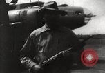 Standbild General Electric Company verpflichtet einen US-amerikanischen Turboluftstrahlantrieb Lynn Massachusetts USA, 1941, aus Sekunde 46 historischem Filmmaterial Videoclip 65675063980