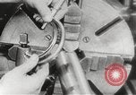 Immagine di General Electric Company prima di fabbricazione statunitense aereo jet motore Lynn Massachusetts USA, 1941, secondo 59 filmato di repertorio 65675063983