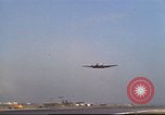 Image Variété d'aéronefs à l'aérodrome de occupé pendant la guerre de Vietnam Da Nang au Vietnam, 1970, de la seconde 33 séquences d'archives historiques vidéo 65675064009