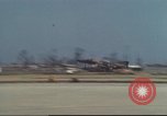 Image des aéronefs des États-Unis Vietnam, 1970, de la seconde 50 séquences d'archives historiques vidéo 65675064013
