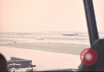 Image des aéronefs des États-Unis Vietnam, 1970, de la seconde 61 séquences d'archives historiques vidéo 65675064015