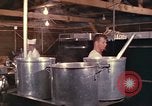 Immagine di Stati Uniti cuochi Il Vietnam, 1966, secondo 22 filmato di repertorio 65675064042