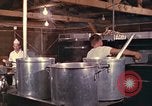 Immagine di Stati Uniti cuochi Il Vietnam, 1966, secondo 33 filmato di repertorio 65675064042