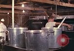 Immagine di Stati Uniti cuochi Il Vietnam, 1966, secondo 35 filmato di repertorio 65675064042