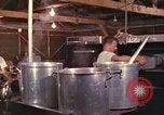 Immagine di Stati Uniti cuochi Il Vietnam, 1966, secondo 36 filmato di repertorio 65675064042