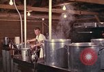 Immagine di Stati Uniti cuochi Il Vietnam, 1966, secondo 42 filmato di repertorio 65675064042
