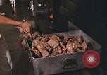 Immagine di Stati Uniti cuochi Il Vietnam, 1966, secondo 60 filmato di repertorio 65675064042
