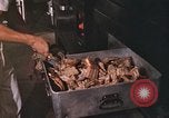 Immagine di Stati Uniti cuochi Il Vietnam, 1966, secondo 61 filmato di repertorio 65675064042