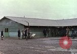 Image stérilisation pignon mess Vietnam, 1966, de la seconde 25 séquences d'archives historiques vidéo 65675064044