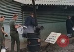 Image stérilisation pignon mess Vietnam, 1966, de la seconde 40 séquences d'archives historiques vidéo 65675064044