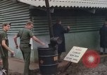 Image stérilisation pignon mess Vietnam, 1966, de la seconde 41 séquences d'archives historiques vidéo 65675064044