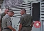 Image des images extérieures de mess Vietnam, 1966, de la seconde 28 séquences d'archives historiques vidéo 65675064045