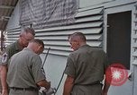 Image des images extérieures de mess Vietnam, 1966, de la seconde 31 séquences d'archives historiques vidéo 65675064045