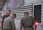 Image des images extérieures de mess Vietnam, 1966, de la seconde 35 séquences d'archives historiques vidéo 65675064045