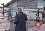 Image des images extérieures de mess Vietnam, 1966, de la seconde 36 séquences d'archives historiques vidéo 65675064045