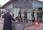 Image des images extérieures de mess Vietnam, 1966, de la seconde 39 séquences d'archives historiques vidéo 65675064045