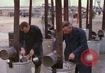 Image des images extérieures de mess Vietnam, 1966, de la seconde 48 séquences d'archives historiques vidéo 65675064045