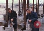 Image des images extérieures de mess Vietnam, 1966, de la seconde 52 séquences d'archives historiques vidéo 65675064045