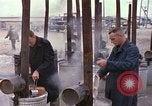 Image des images extérieures de mess Vietnam, 1966, de la seconde 54 séquences d'archives historiques vidéo 65675064045