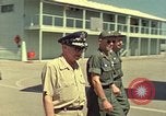 Image général Paul McConnell Vietnam, 1966, de la seconde 49 séquences d'archives historiques vidéo 65675064047