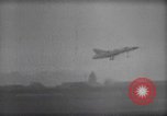 Standbild nicht identifizierte fliegende Objekt United States USA, 1966, aus Sekunde 34 historischem Filmmaterial Videoclip 65675064059