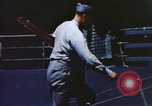 Image un caméraman de combat filme des soldats théâtre du Pacifique, 1944, de la seconde 10 séquences d'archives historiques vidéo 65675064076