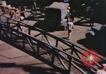 Image un caméraman de combat filme des soldats théâtre du Pacifique, 1944, de la seconde 40 séquences d'archives historiques vidéo 65675064076