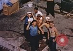Image un caméraman de combat filme des soldats théâtre du Pacifique, 1944, de la seconde 45 séquences d'archives historiques vidéo 65675064076