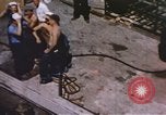 Image un caméraman de combat filme des soldats théâtre du Pacifique, 1944, de la seconde 51 séquences d'archives historiques vidéo 65675064076