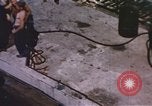 Image un caméraman de combat filme des soldats théâtre du Pacifique, 1944, de la seconde 52 séquences d'archives historiques vidéo 65675064076