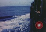 Immagine di Cameraman marino a bordo della nave Teatro pacifico, 1944, secondo 4 filmato di repertorio 65675064077