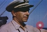 Immagine di Cameraman marino a bordo della nave Teatro pacifico, 1944, secondo 19 filmato di repertorio 65675064077