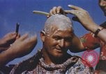 Image cérémonie de rasage de la tête de Neptune théâtre du Pacifique, 1944, de la seconde 12 séquences d'archives historiques vidéo 65675064078